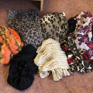 Bundle of 7 scarves